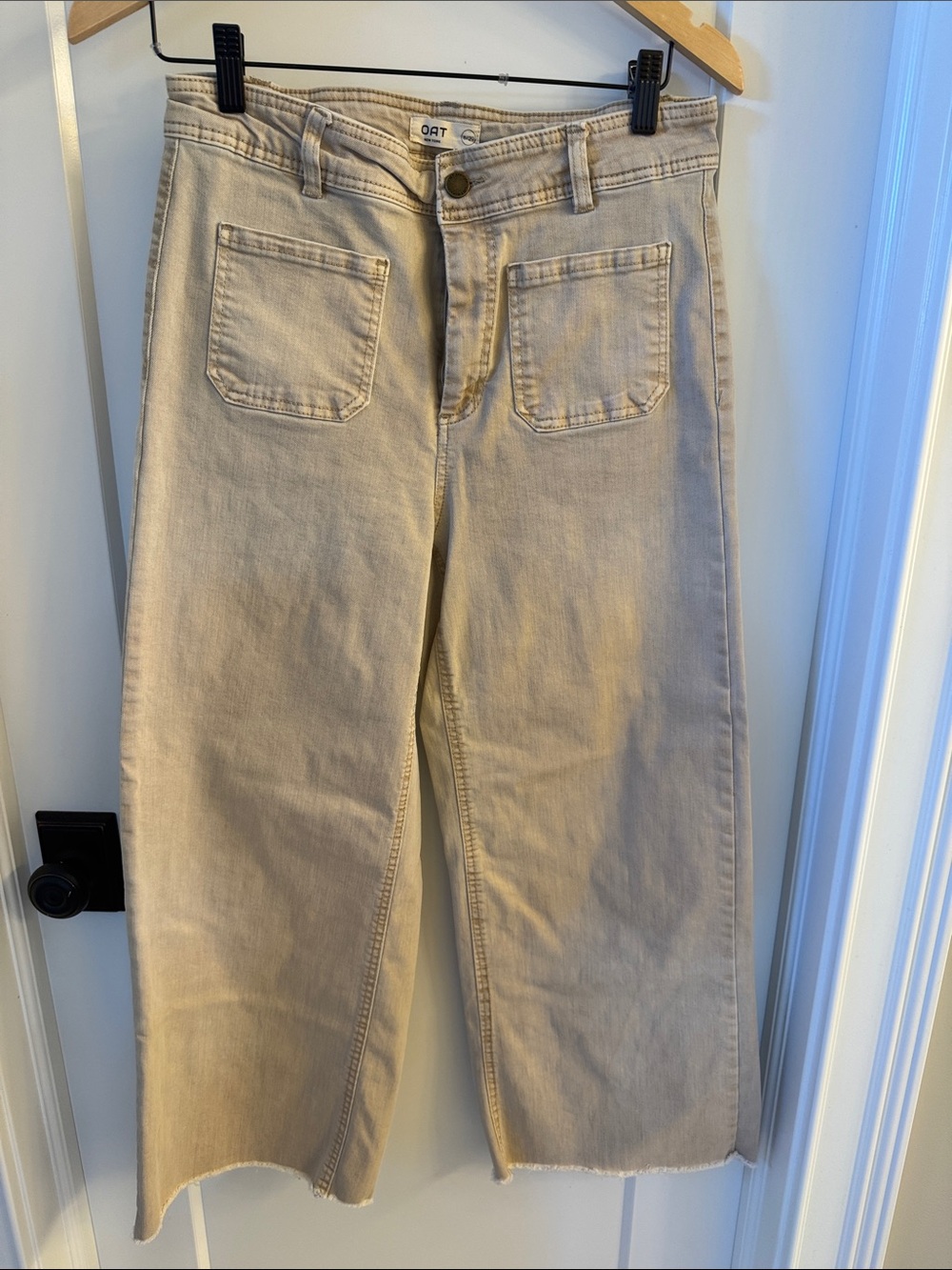 Wide Leg Women’s Jeans in Light Beige